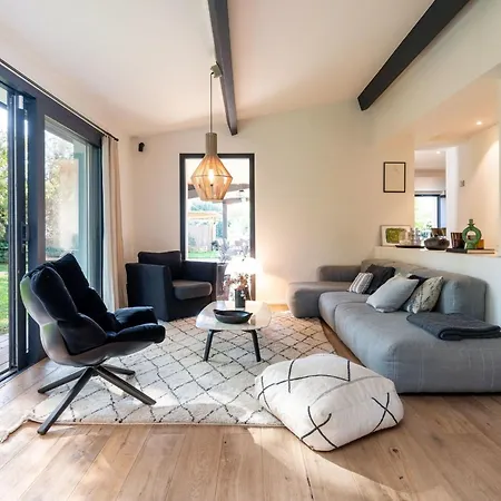 Vila Le Ferret - House With Indoor And Outdoor Swimming Pool Saint-Didier-au-Mont-d'Or